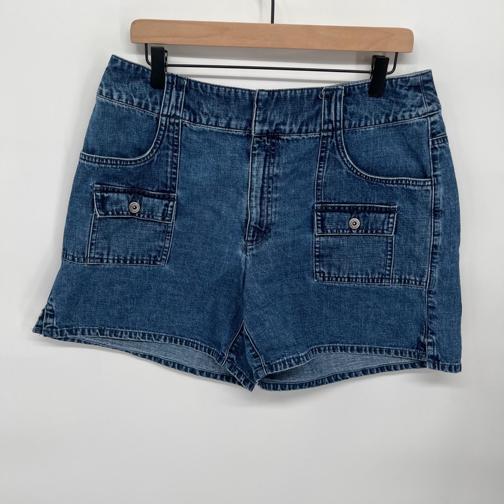 Liz Claiborne Lizwear Jeans Women 14 Blue Denim Cargo Shorts Vintage Mom